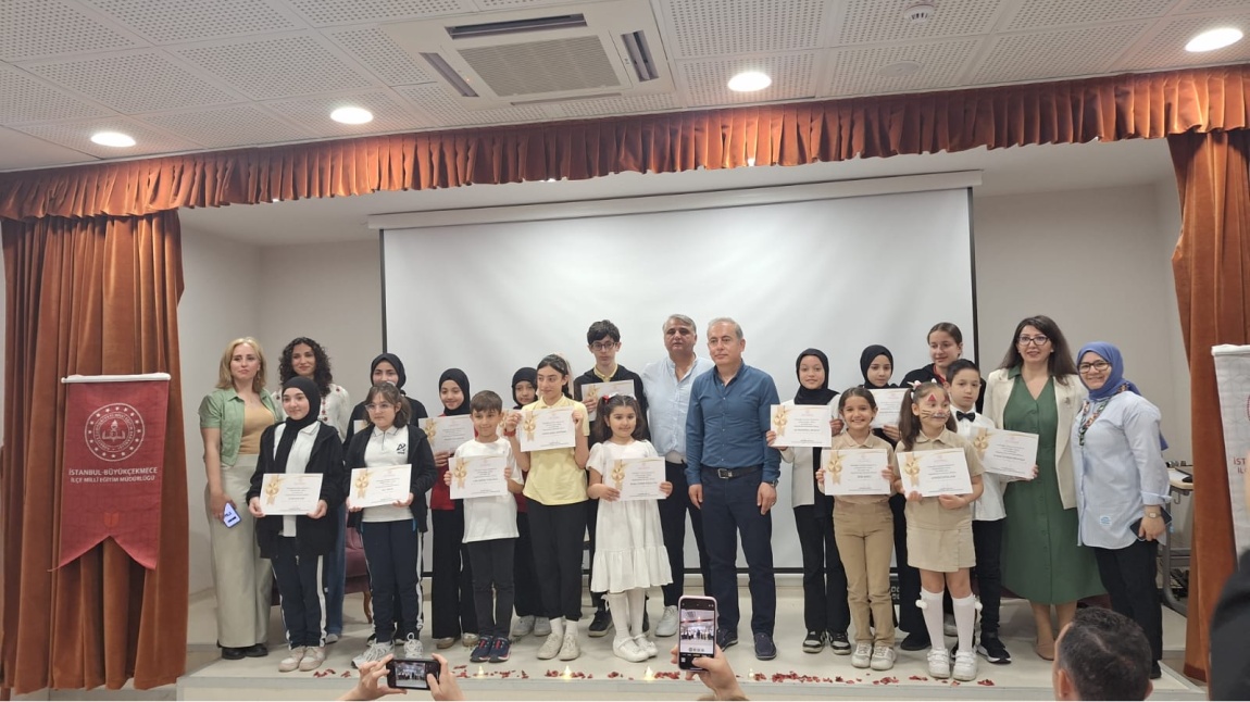 OKULUMUZDA GELECEĞİN YAZARLARI DİNLETİSİ